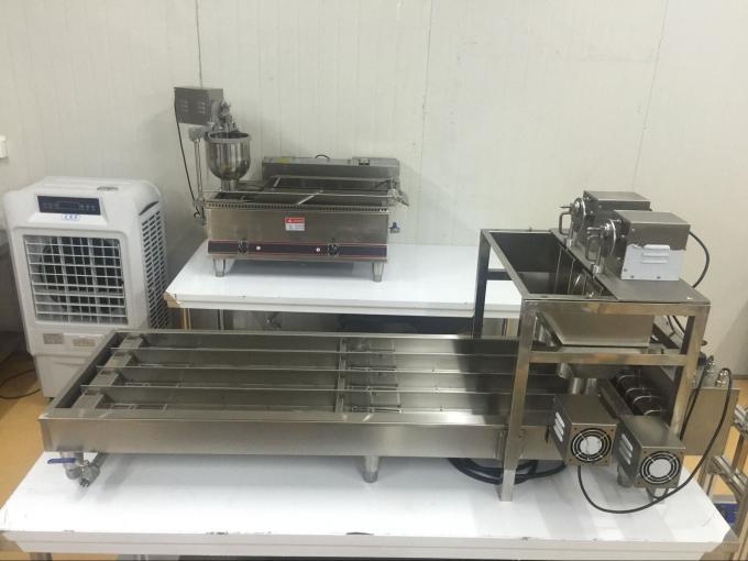 Large Capacity Automatic Donut Making Machine 4 Row With 4800pcs 0